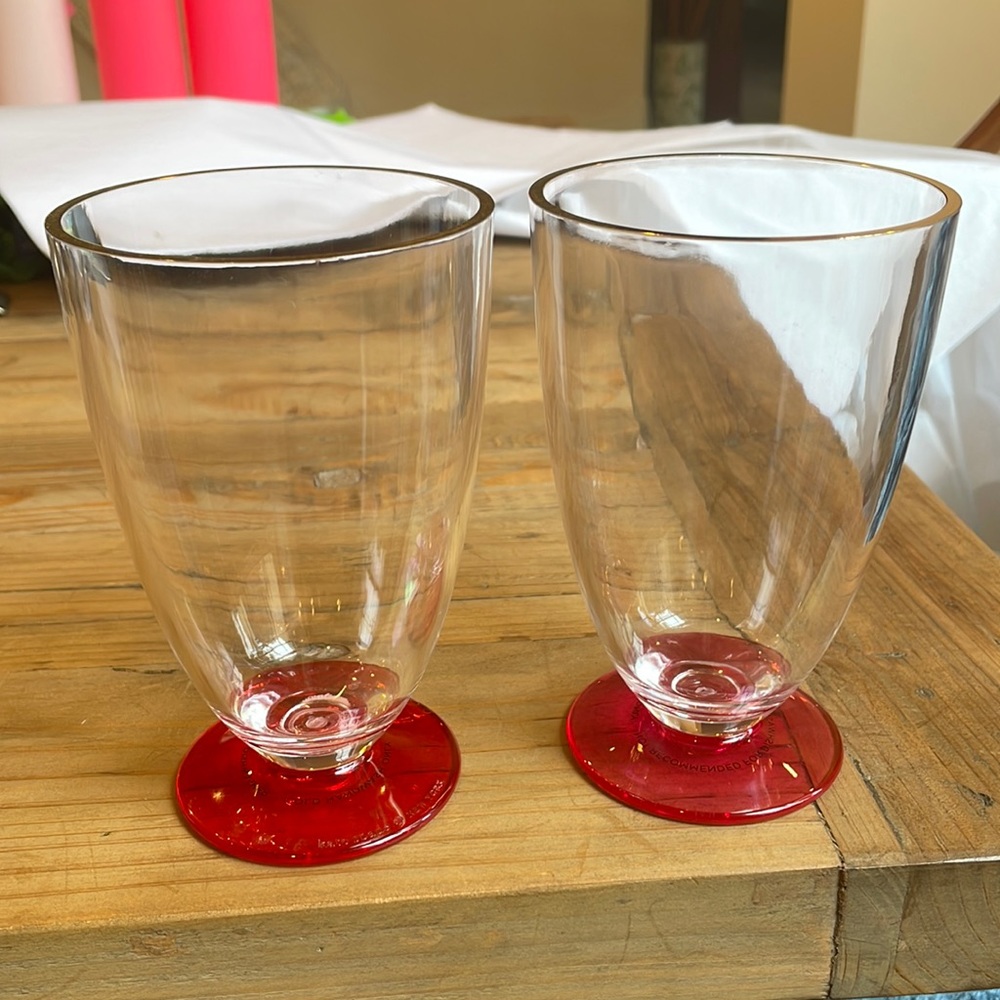 Kate Spade shatter-proof goblets.   Set of 2.   Sold with one pink, one red base